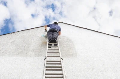 Peinture extérieure à Roquebrun — façades et ravalement